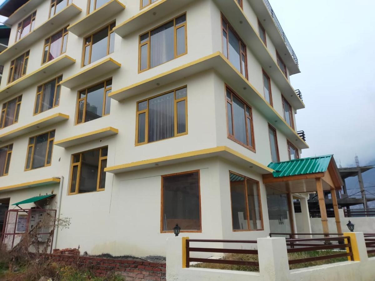 Lotus Inn Rohtang View Manāli Екстериор снимка